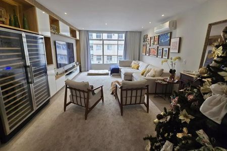 Apartamento à venda com 185m², 3 quartos e 1 vaga