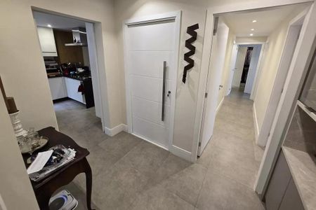 Apartamento à venda com 185m², 3 quartos e 1 vaga