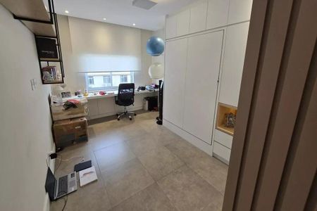Apartamento à venda com 185m², 3 quartos e 1 vaga