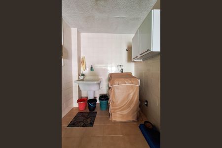 Casa de condomínio à venda com 380m², 4 quartos e 4 vagas Casa de condomínio à venda com 380m², 4 quartos e 4 vagasÁrea de Serviço