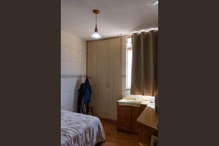 Apartamento à venda com 140m², 3 quartos e 2 vagasQuarto 2