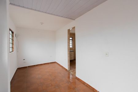 Casa para alugar com 45m², 2 quartos e sem vaga Casa para alugar com 45m², 2 quartos e sem vagaSala