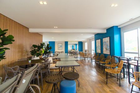 Apartamento à venda com 80m², 2 quartos e 1 vagaÁrea Comum - Salão de Festas