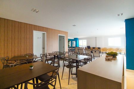 Apartamento à venda com 80m², 2 quartos e 1 vagaÁrea Comum - Salão de Festas