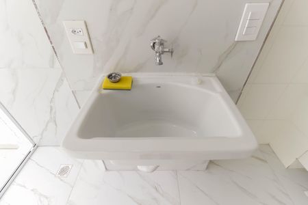 Apartamento à venda com 80m², 2 quartos e 1 vagaÁrea de Serviço