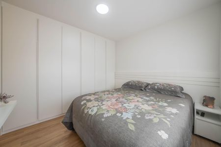 Apartamento à venda com 92m², 2 quartos e 2 vagasSuíte 2