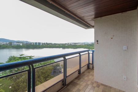 Apartamento à venda com 85m², 2 quartos e 1 vaga Apartamento à venda com 85m², 2 quartos e 1 vagaVaranda