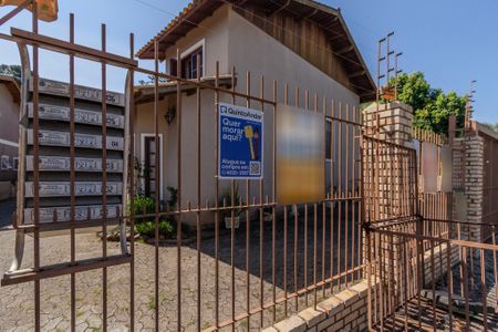 Casa de condomínio à venda com 229m², 3 quartos e 2 vagas Casa de condomínio à venda com 229m², 3 quartos e 2 vagasPlaquinha