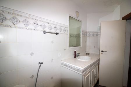 Casa à venda com 800m², 5 quartos e 12 vagas Casa à venda com 800m², 5 quartos e 12 vagasBanheiro da Suíte 2