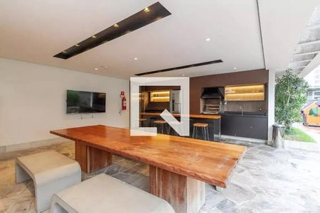 Apartamento à venda com 139m², 3 quartos e 2 vagas Apartamento à venda com 139m², 3 quartos e 2 vagasÁrea comum - Churrasqueira