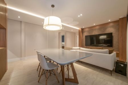 Apartamento à venda com 139m², 3 quartos e 2 vagas Apartamento à venda com 139m², 3 quartos e 2 vagasSala