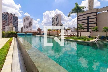 Apartamento à venda com 139m², 3 quartos e 2 vagas Apartamento à venda com 139m², 3 quartos e 2 vagasÁrea comum - Piscina