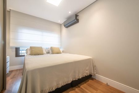 Apartamento à venda com 139m², 3 quartos e 2 vagas Apartamento à venda com 139m², 3 quartos e 2 vagasSuíte 2