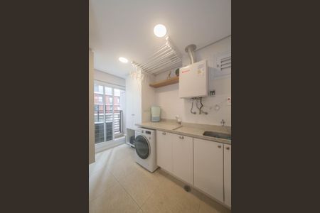 Apartamento à venda com 139m², 3 quartos e 2 vagas Apartamento à venda com 139m², 3 quartos e 2 vagasÁrea de Serviço