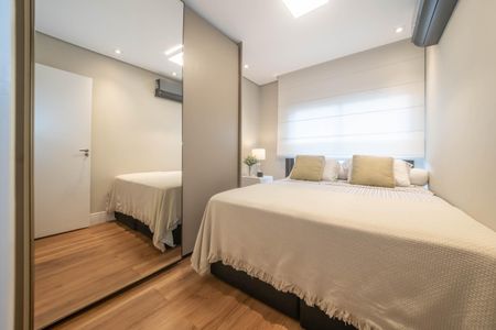 Apartamento à venda com 139m², 3 quartos e 2 vagas Apartamento à venda com 139m², 3 quartos e 2 vagasSuíte 2