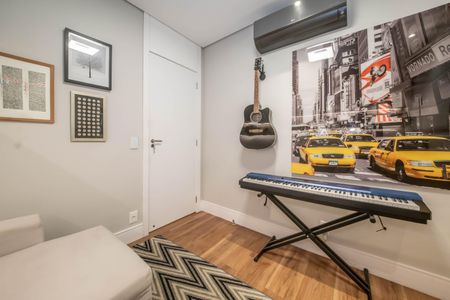 Apartamento à venda com 139m², 3 quartos e 2 vagas Apartamento à venda com 139m², 3 quartos e 2 vagasSuíte 1