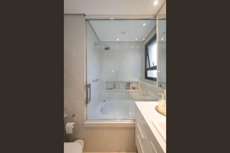 Apartamento à venda com 139m², 3 quartos e 2 vagas Apartamento à venda com 139m², 3 quartos e 2 vagasBanheiro da Suíte 3