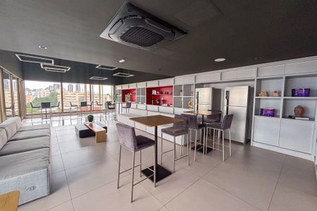 Studio à venda com 23m², 1 quarto e sem vaga Studio à venda com 23m², 1 quarto e sem vagaÁrea comum - Salão de festas