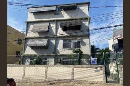 Apartamento à venda com 60m², 1 quarto e 1 vagaFachada e Placa