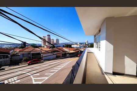 Casa à venda com 540m², 3 quartos e sem vaga Casa à venda com 540m², 3 quartos e sem vagaVaranda