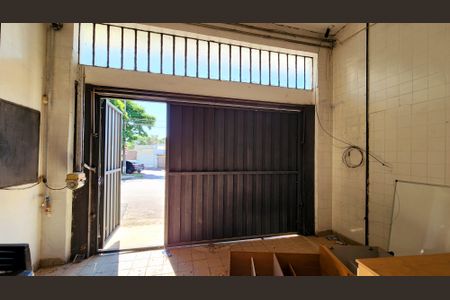 Casa à venda com 540m², 3 quartos e sem vaga Casa à venda com 540m², 3 quartos e sem vagaGaragem