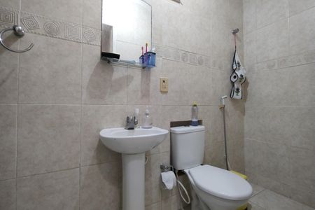 Apartamento à venda com 59m², 2 quartos e 1 vagaBanheiro Social