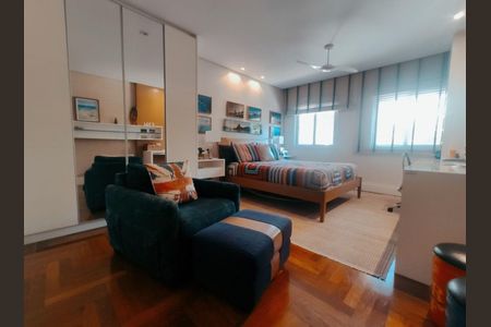 Casa à venda com 450m², 5 quartos e 4 vagas Casa à venda com 450m², 5 quartos e 4 vagasFoto 16