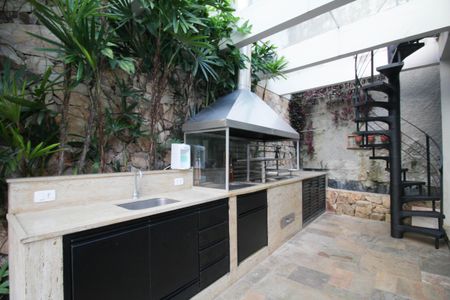 Casa à venda com 830m², 4 quartos e 4 vagasÁrea comum