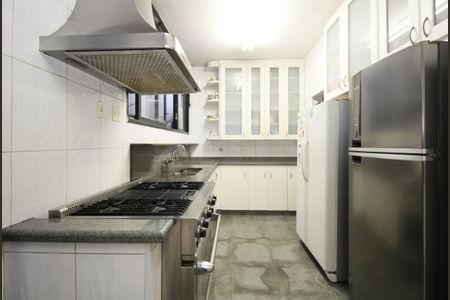 Casa à venda com 830m², 4 quartos e 4 vagasCozinha