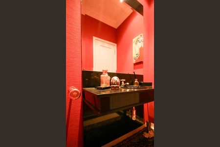 Casa à venda com 830m², 4 quartos e 4 vagasLavabo