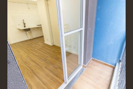 Apartamento à venda com 37m², 2 quartos e sem vaga Apartamento à venda com 37m², 2 quartos e sem vagaVaranda