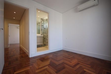 Apartamento à venda com 314m², 3 quartos e 3 vagas Apartamento à venda com 314m², 3 quartos e 3 vagasFoto 16