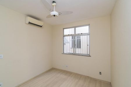 Apartamento à venda com 83m², 3 quartos e 1 vagaQuarto 2