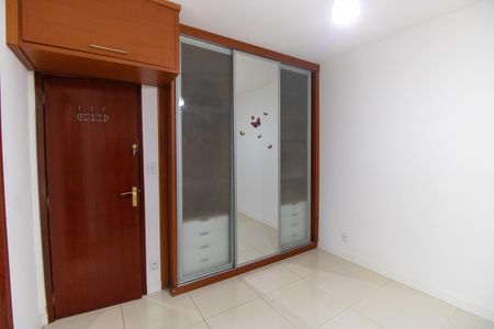 Apartamento à venda com 150m², 3 quartos e 1 vaga Apartamento à venda com 150m², 3 quartos e 1 vagaSuíte