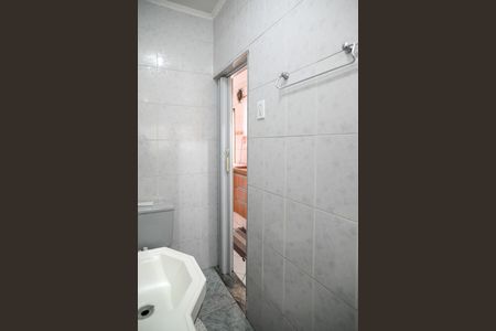 Casa à venda com 211m², 4 quartos e 2 vagas Casa à venda com 211m², 4 quartos e 2 vagasBanheiro de Serviço