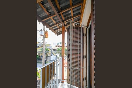 Casa à venda com 211m², 4 quartos e 2 vagas Casa à venda com 211m², 4 quartos e 2 vagasSacada - Quarto 1 e 2