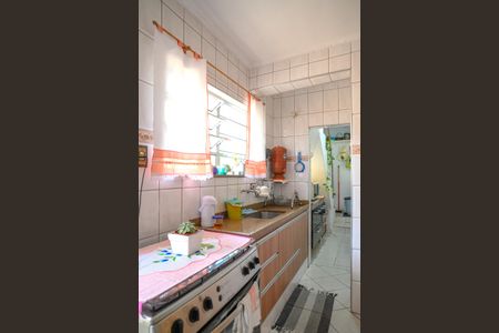 Casa à venda com 211m², 4 quartos e 2 vagas Casa à venda com 211m², 4 quartos e 2 vagasCozinha