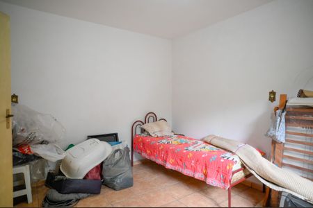 Casa à venda com 211m², 4 quartos e 2 vagas Casa à venda com 211m², 4 quartos e 2 vagasEdícula - Quarto