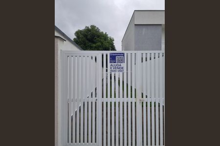 Casa à venda com 100m², 3 quartos e 4 vagas Casa à venda com 100m², 3 quartos e 4 vagasPlaca