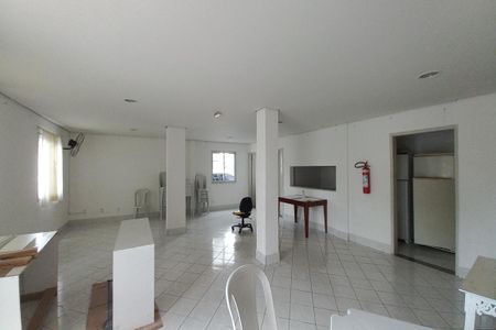 Apartamento à venda com 69m², 3 quartos e 1 vaga Apartamento à venda com 69m², 3 quartos e 1 vagaÁrea comum - Salão de festas