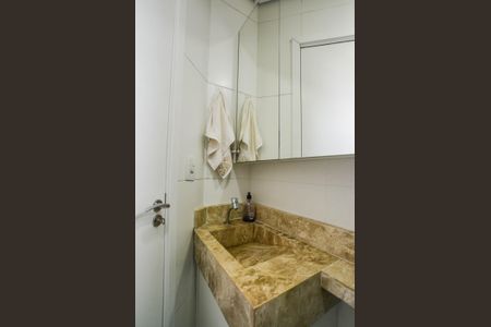 Apartamento à venda com 107m², 2 quartos e 1 vaga Apartamento à venda com 107m², 2 quartos e 1 vagaBanheiro Social