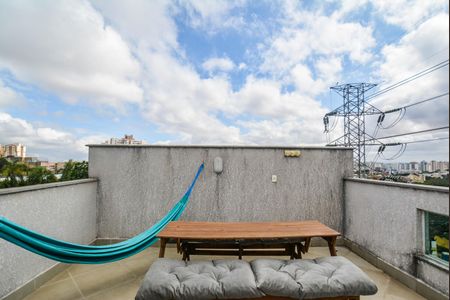 Apartamento à venda com 107m², 2 quartos e 1 vaga Apartamento à venda com 107m², 2 quartos e 1 vagaCobertura