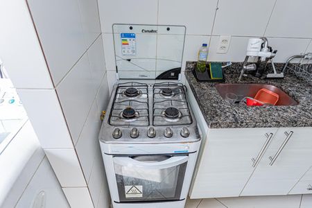 Apartamento à venda com 44m², 2 quartos e 1 vagaCozinha e Área de Serviço