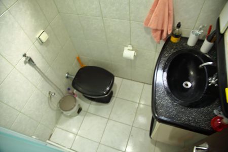 Apartamento à venda com 56m², 2 quartos e 1 vagaBanheiro Social