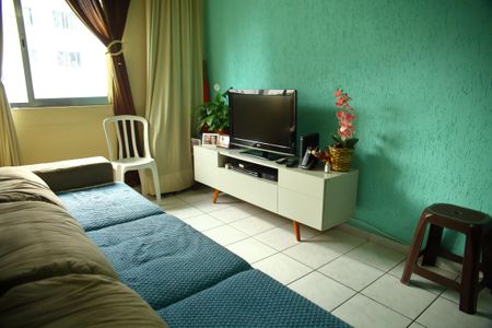 Apartamento à venda com 56m², 2 quartos e 1 vagaSala