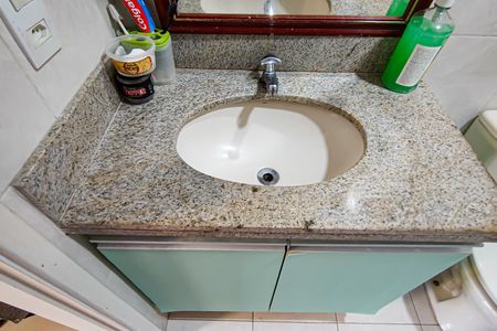 Apartamento à venda com 71m², 2 quartos e 1 vagaBanheiro da Suíte