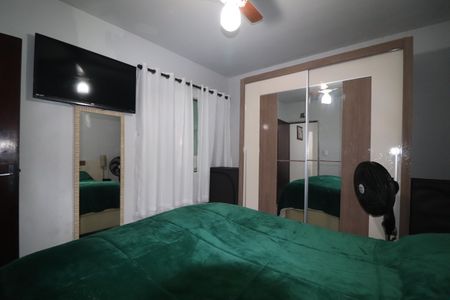 Casa à venda com 240m², 4 quartos e 4 vagasCasa 3 - Quarto 1