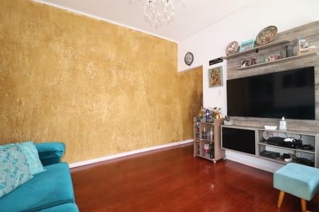 Casa à venda com 240m², 4 quartos e 4 vagasCasa 2 - Sala