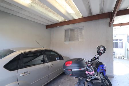 Casa à venda com 240m², 4 quartos e 4 vagasGaragem