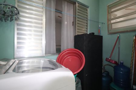 Casa à venda com 240m², 4 quartos e 4 vagasCasa 3 - Área de Serviço